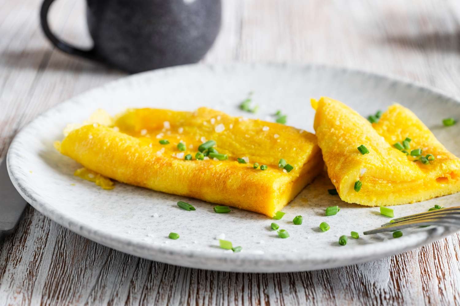 “Why French Omelettes Are Harder to Make Than American Omelets, According to a Chef